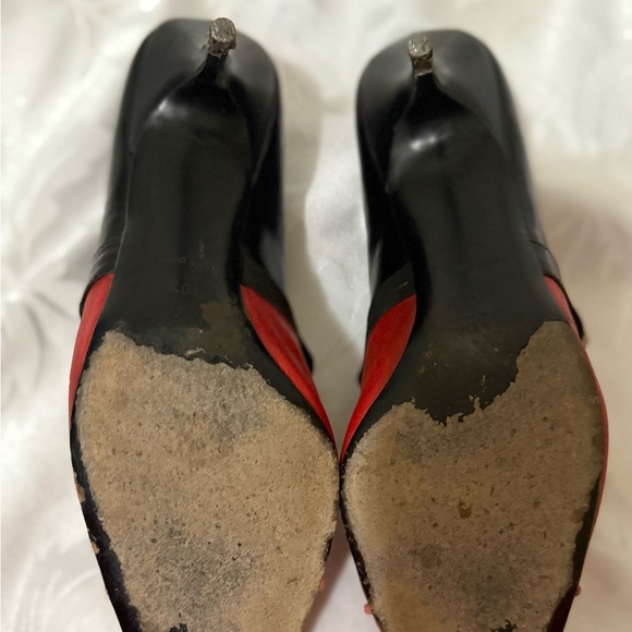 Y2K Prada Red & Black Low Heel with Black Elastic Strap - Picture 10 of 10